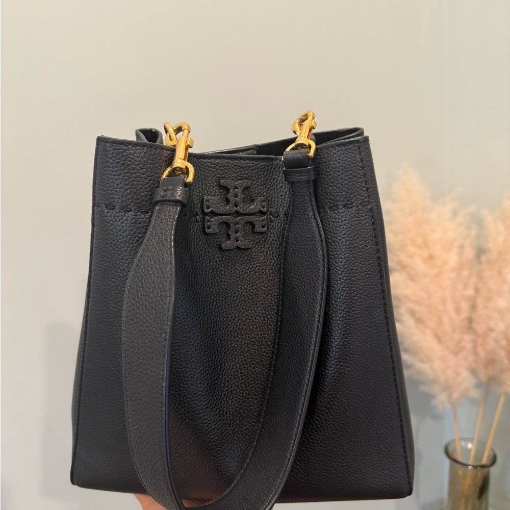 Tory Burch Black Mcgraw Shoulder Bucket Bag, Textured Leather - Only Worn Once